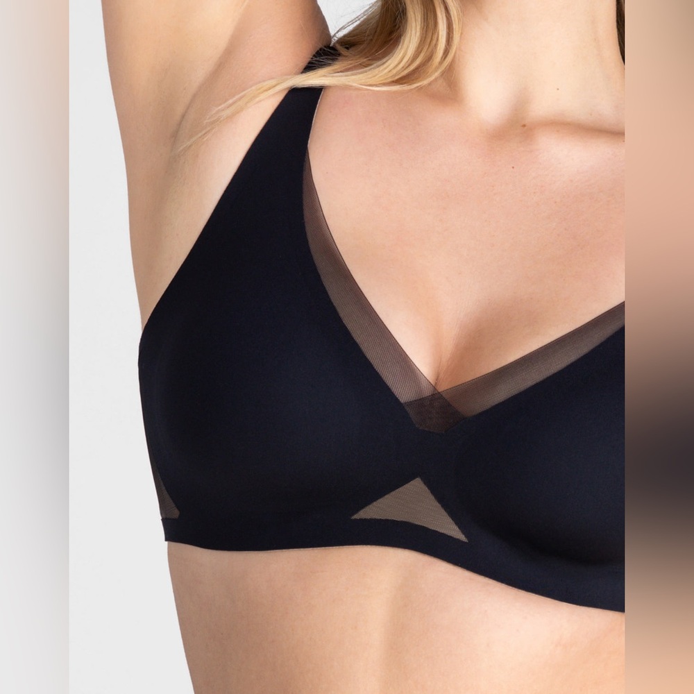 Honeylove wireless crossover bra